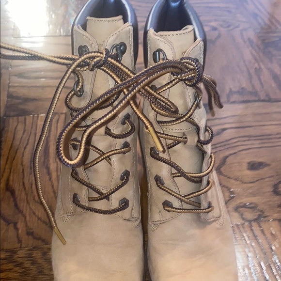 Timberland limited edition Women's Camel Wedge Ankle Boots Like New NO Box - Picture 13 of 14